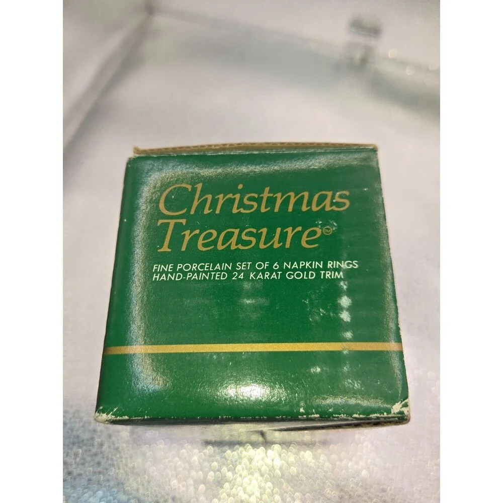 Lot of 6 VTG 1988 Christmas Treasure Fine Porcelain Napkin Rings 24k Gold Trim